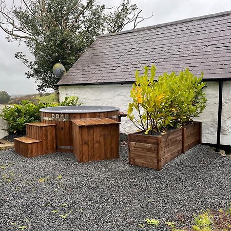 Tosses Cottage - Secluded Cottage With Hot Tub ニューリー エクステリア 写真